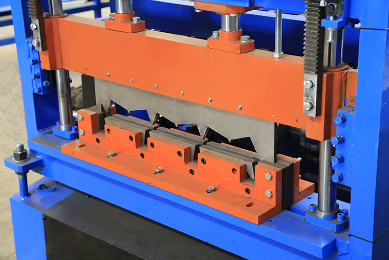 Floor Decking Roll Forming Machine Post Cutter