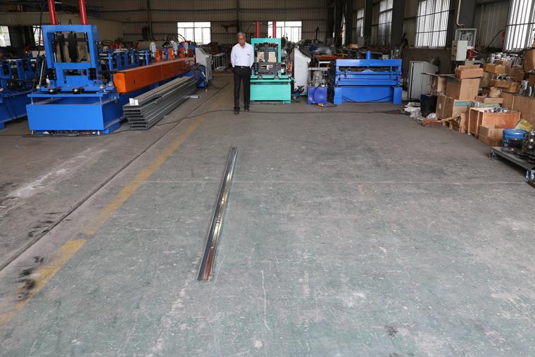 Metal Roll Forming Machine