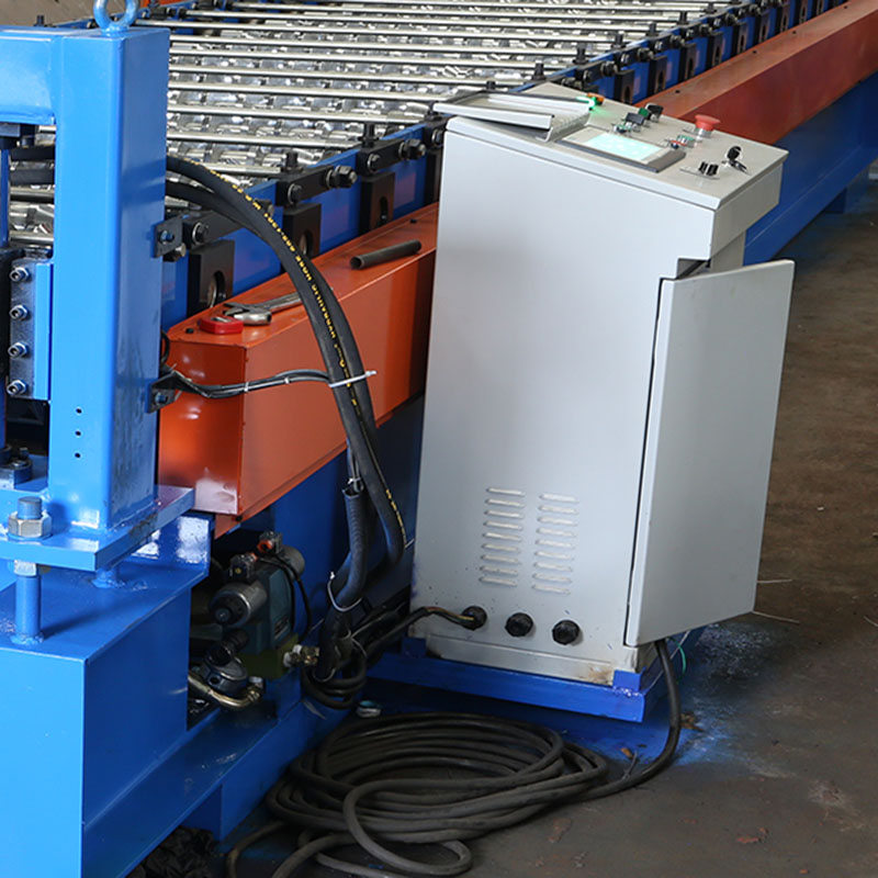 roofing panel roll forming machine